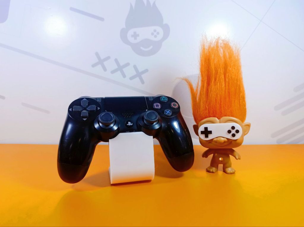 Держатель для геймпада PS4/PS5 (3D печать) белый