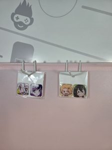 Парные наклейки на телефон (Аниме) 2